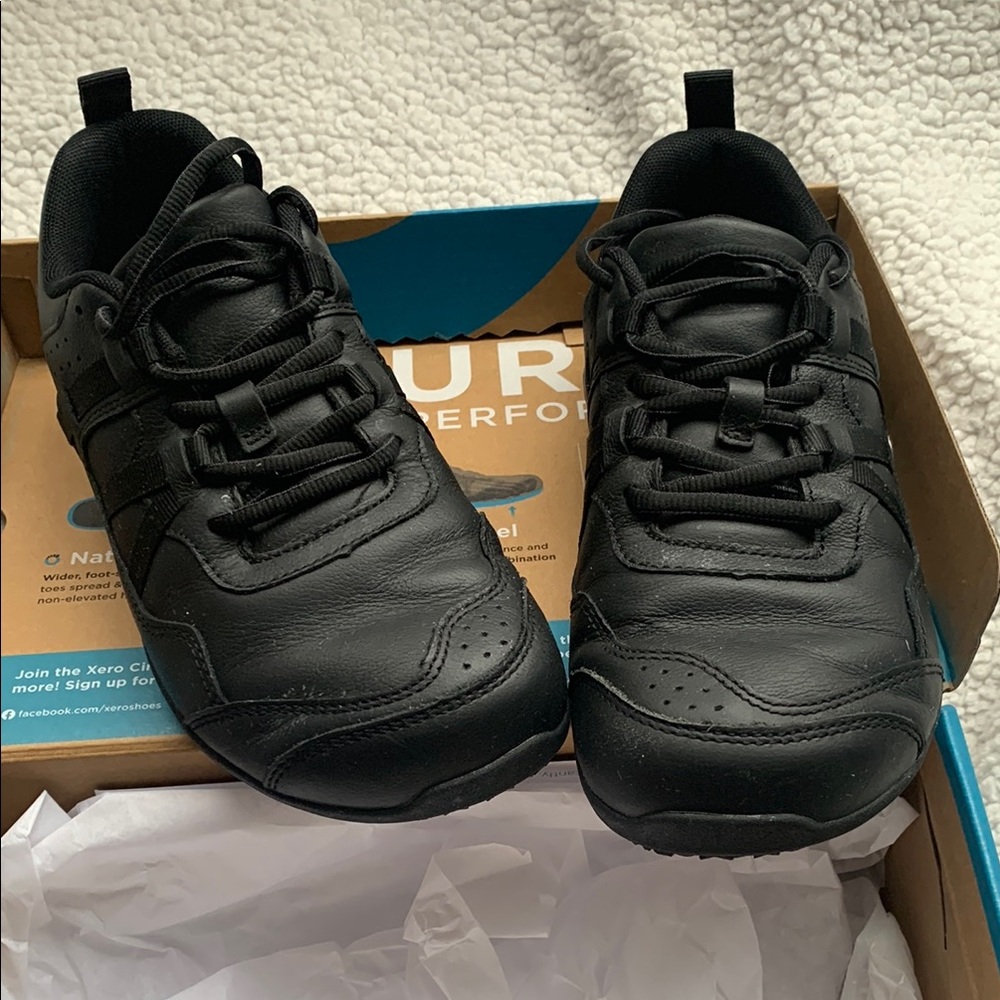 Xero ALL DAY Prio-all black leather 7.5 women’s- nonslip barefoot shoe